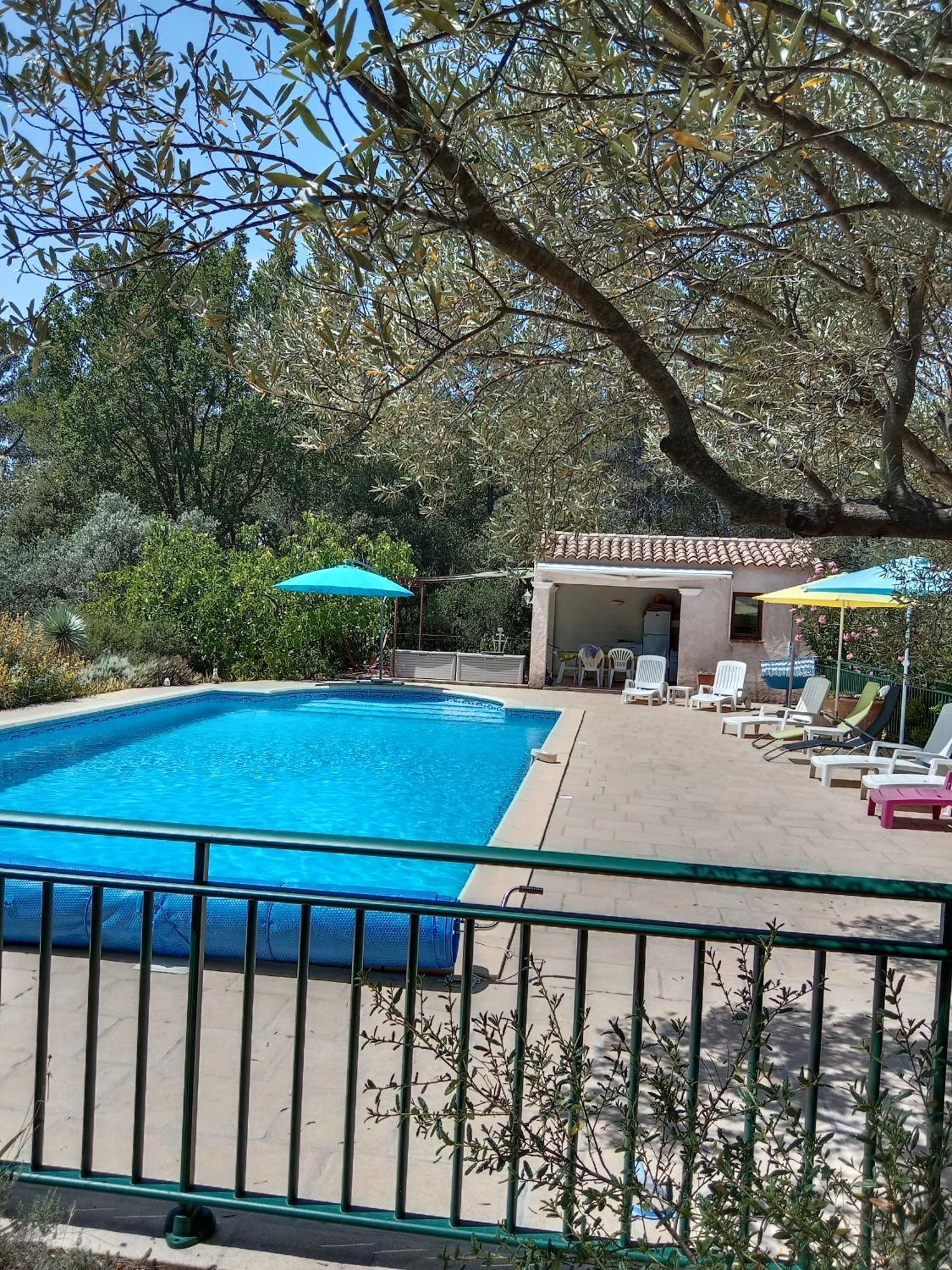 Bed and Breakfast La Farigoulette Лорг Экстерьер фото